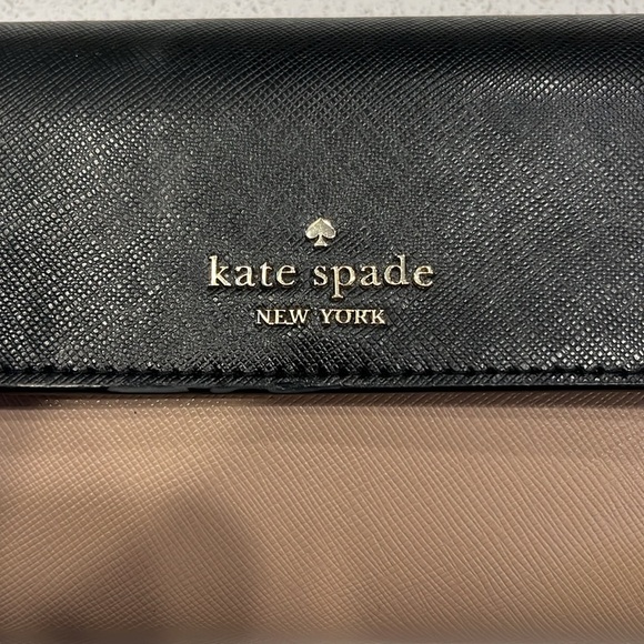 Kate Spade wristlet tan and black - Picture 5 of 6
